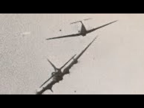 B-17's attacked by German Luftwaffe fighters - Combat footage