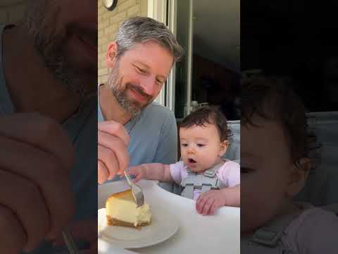 Baby Cheesecake Reactio