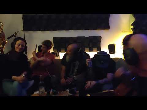 MinJah Crew -  Parazit