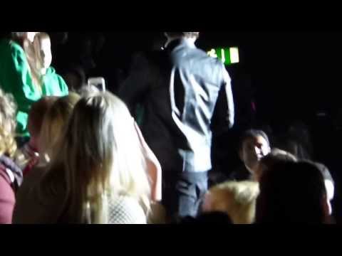 2013 11 30   LG Arena -  will u merry me - Free radio live