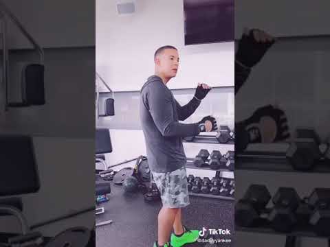 Daddy Yankee bailando en Tik Tok el Pony