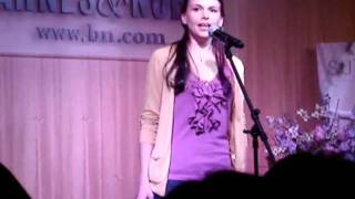 Sutton Foster-Sunshine on my shoulders- LIVE @ Barnes and Noble 5/9/11