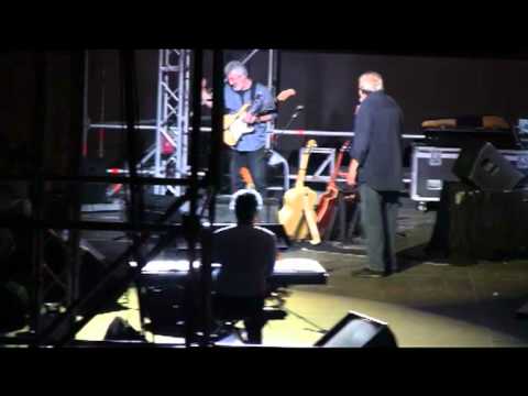 Francesco Guccini - Parma 14.04.2011 - Presentazione musicisti