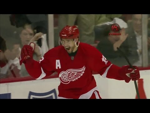 2011 Playoffs: Phx @ Det - Game 1 Highlights (VS)