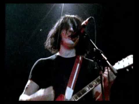 The White Stripes - Dead Leaves And The Dirty Ground (Live) Under Blackpool Lights