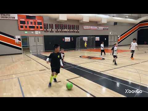 12-14-25 - Twelve Futsal vs Woodside Crush 2017 Black - [1st Half] - W 6:5