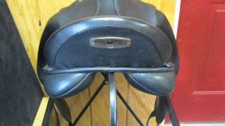 preview picture of video 'Black Country Vinici Used Dressage Saddle 17 MW    18072'