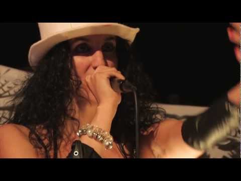 Sound of the machines - Patty Simon & Klandelion Live at Isola Rock 2012