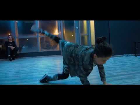 KISSES BACK - MATTHEW KOMA (ARIS NEGOITA PERFORMANCE)