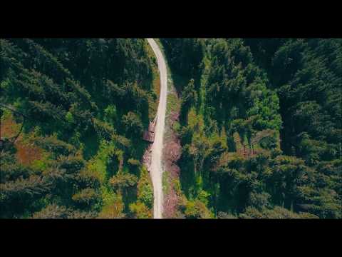 Ügynökség - Ködös falevelek (Official Lyrics Video)