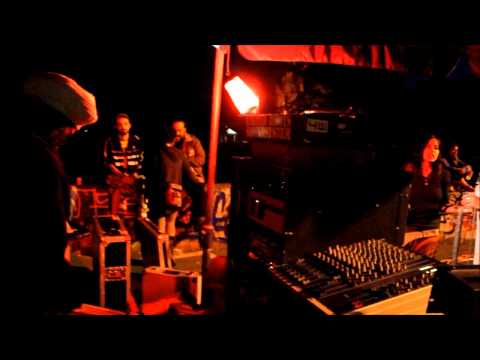 The Mighty Jah Observer benefit Radio Blackout 105.250 fm. Torino.IT