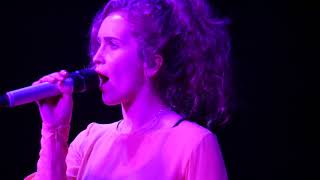 Rae Morris - Under The Shadows (Live) (HD)