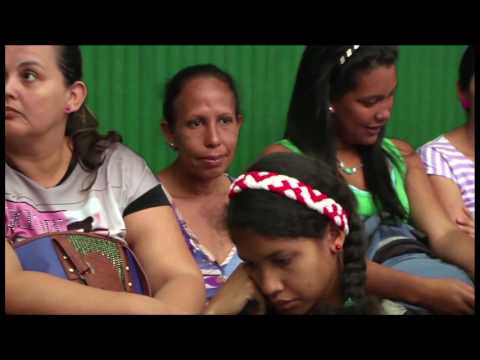 Banco Exterior: Jóvenes embarazadas reciben atención integral