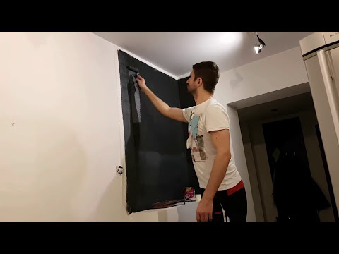 Jak pomalować ścianę farbą magnetyczną, by móc wieszać magnesy z wakacji? NOVODOMO farba magnetyczna