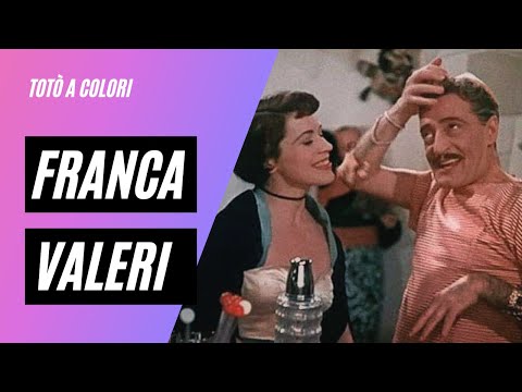 Franca Valeri è Giulia Sofia in "Totò a colori 1952"