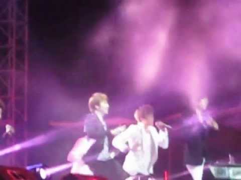 130119 DKFC STOP GIRL - UKISS