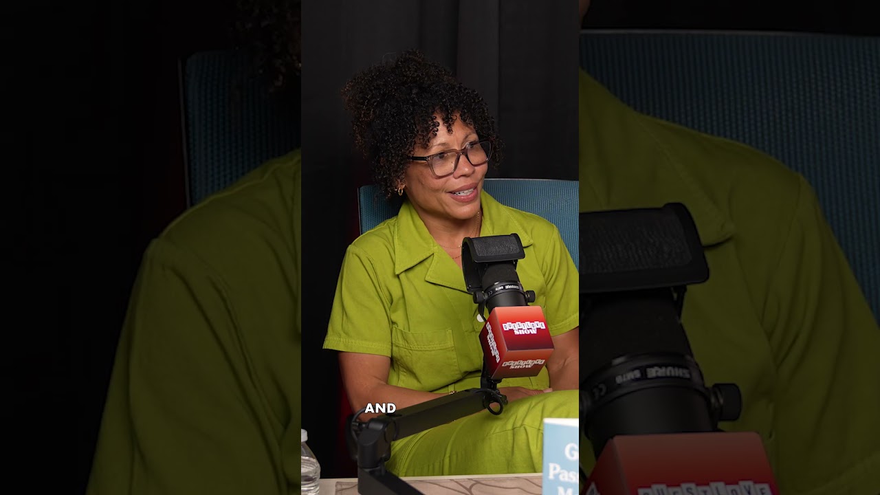 4 Things Angela Nissel Must Have Before Writing | Questlove Show #shorts