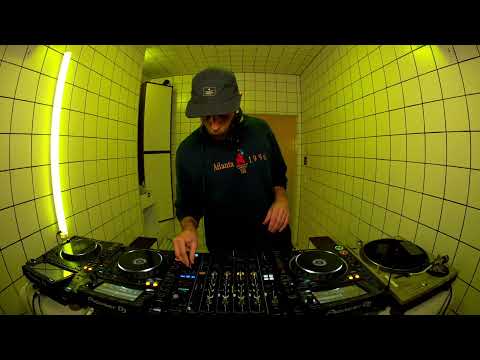 Running Hot | HÖR - Jan 9 / 2023