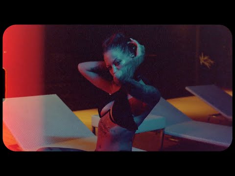 TARA - CRAZY ft. SEXSKI (OFFICIAL MV)