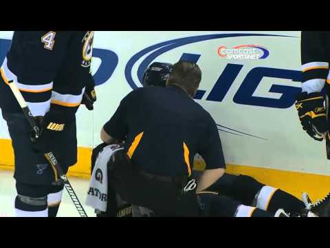 Brad Winchester hit on Cam Janssen (10-09-10)