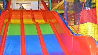 preview picture of video 'Indoor Playground Fun - Kids having fun video'