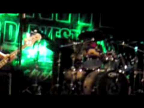Fokkum surpise-act on stage with Ignite - A chance - Tivoli - Utrecht - 18 8 2011