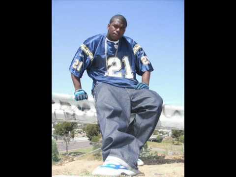 TREALI DUCE ft CEE WEE 3 & GANGSTA SAGG - HARD ROLE