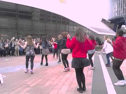 120623 Kpop Academy dance flashmob @ MBC Festival in London