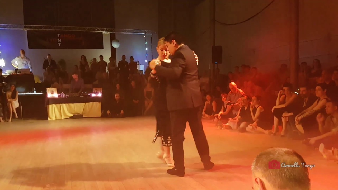 Video thumbnail for Carlos Espinoza & Noelia Hurtado ❤ @ Lyon Tango Festival 2019 - La Beba (Osvaldo Pugliese)