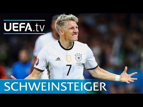 Watch Schweinsteiger's last goal for Germany