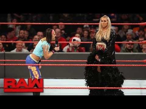 Bayley challenges Charlotte Flair: Raw, Dec. 19, 2016