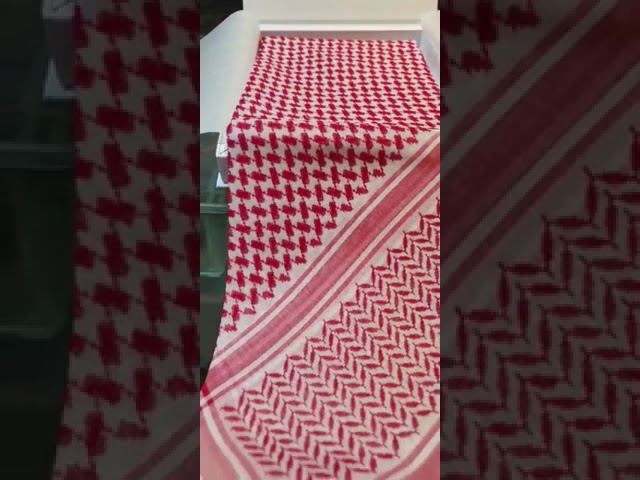 شماغ بنتلي احمر فاتح 2022 Bentley B7