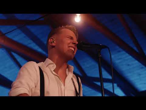 Komiat - Juokse sinä humma | Lavatanssit Särkän lavalla 2024