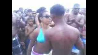 preview picture of video 'Ocumare del tuy vacilando en la playa (HIGUEROTE)  2012'