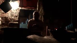 La clara y oscura - tráiler