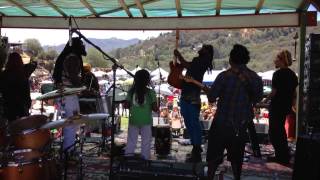 Jahgun with Ladee Dred/Reggae Motion - live at Reggae on the Mountain 2014