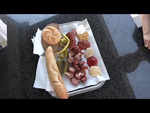 Video Thumbnail: Vienna sausage stands push for UN recognition | AFP