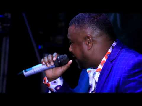 Luis Miguel del Amargue - Estuve en vivo By @DobleEEGraphi