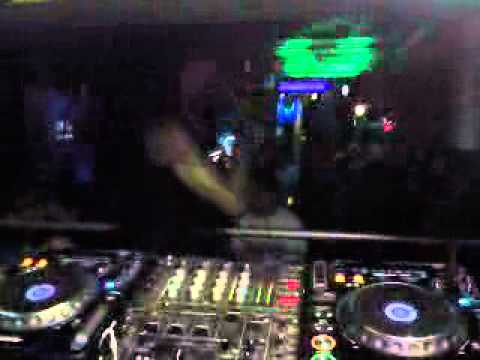 Retro-Spekt/Valentines Special & DW'S 22nd Birthday. 11.0.12. $kandal b2b Vorny..MP4