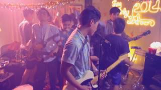 WALRUS - She's Only Sixteen REUPLOAD