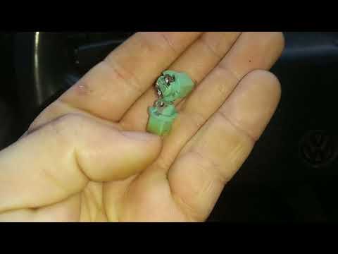 Видео как снять торпеду alizé b3 и фольксваген пассат б3. поменять торпеду