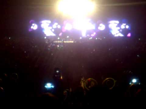 Moar / Ghost 'n Stuff - Deadmau5 [Live]