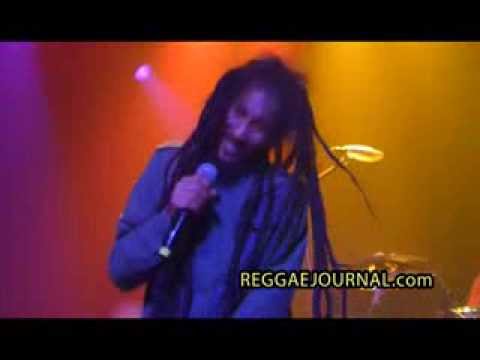 Rohan Lee - Connections 2014-01-03. Bibelot Energiehuis, Dordrecht, Holland. Asham band