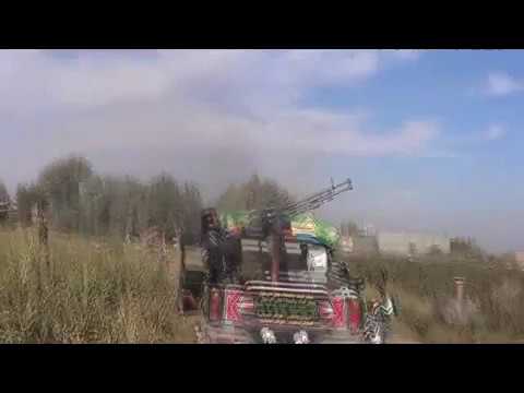 التصدي للطران الحربي في سماء مدينة الشحيل برشاش الدوشكا من قبل كتيبة أسود الجزيرة والفرات في ريف دير الزور