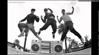 Beastie Boys - Red Tape (Circle Jerks cover) Live! NYC &#39;95