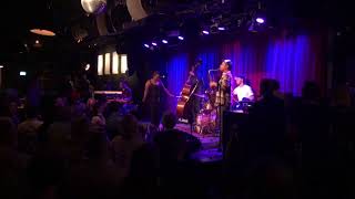 Zara Mcfarlane - Police &amp; Thieves live Fasching Stockholm