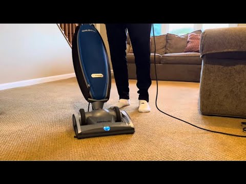 8 Hours Vacuum Sound and Video - Calming White noise from a Oreck Vacuum Cleaner