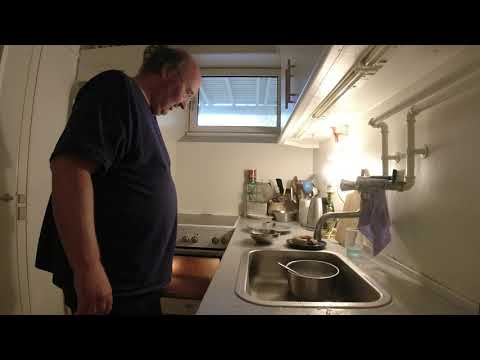 MongoTV_5568 - RIGE MENNESKER BRUGER DERES PENGE MEST DUMT