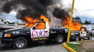 preview picture of video 'Policia en estado de ebriedad asesina a jovenes en Tultepec'