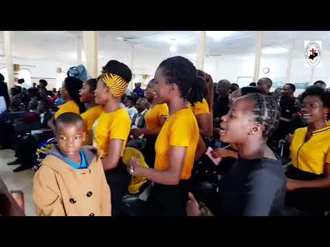 KASAMA COLLEGE OF EDUCATION UCZ PRAISE TEAM - Pokelela (Receive our praise)
